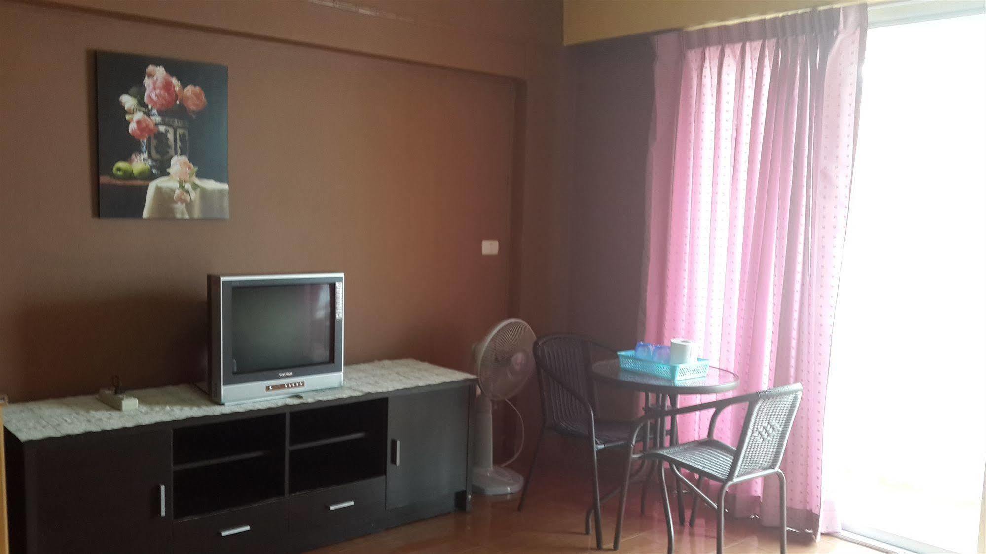 בנגקוק Benjaratch Boutique Apartment מראה חיצוני תמונה