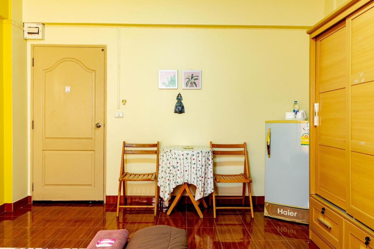 בנגקוק Benjaratch Boutique Apartment מראה חיצוני תמונה