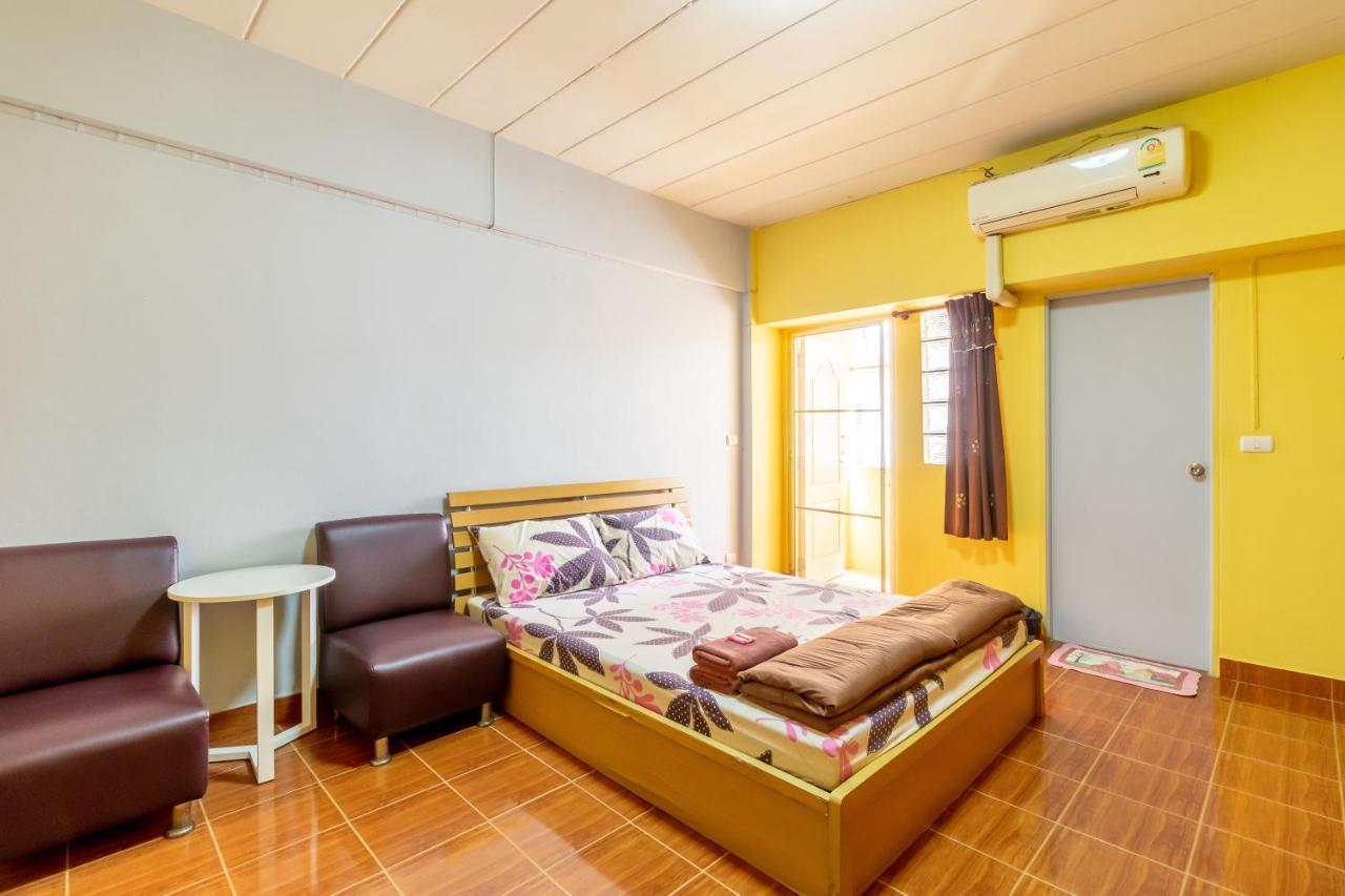 בנגקוק Benjaratch Boutique Apartment מראה חיצוני תמונה